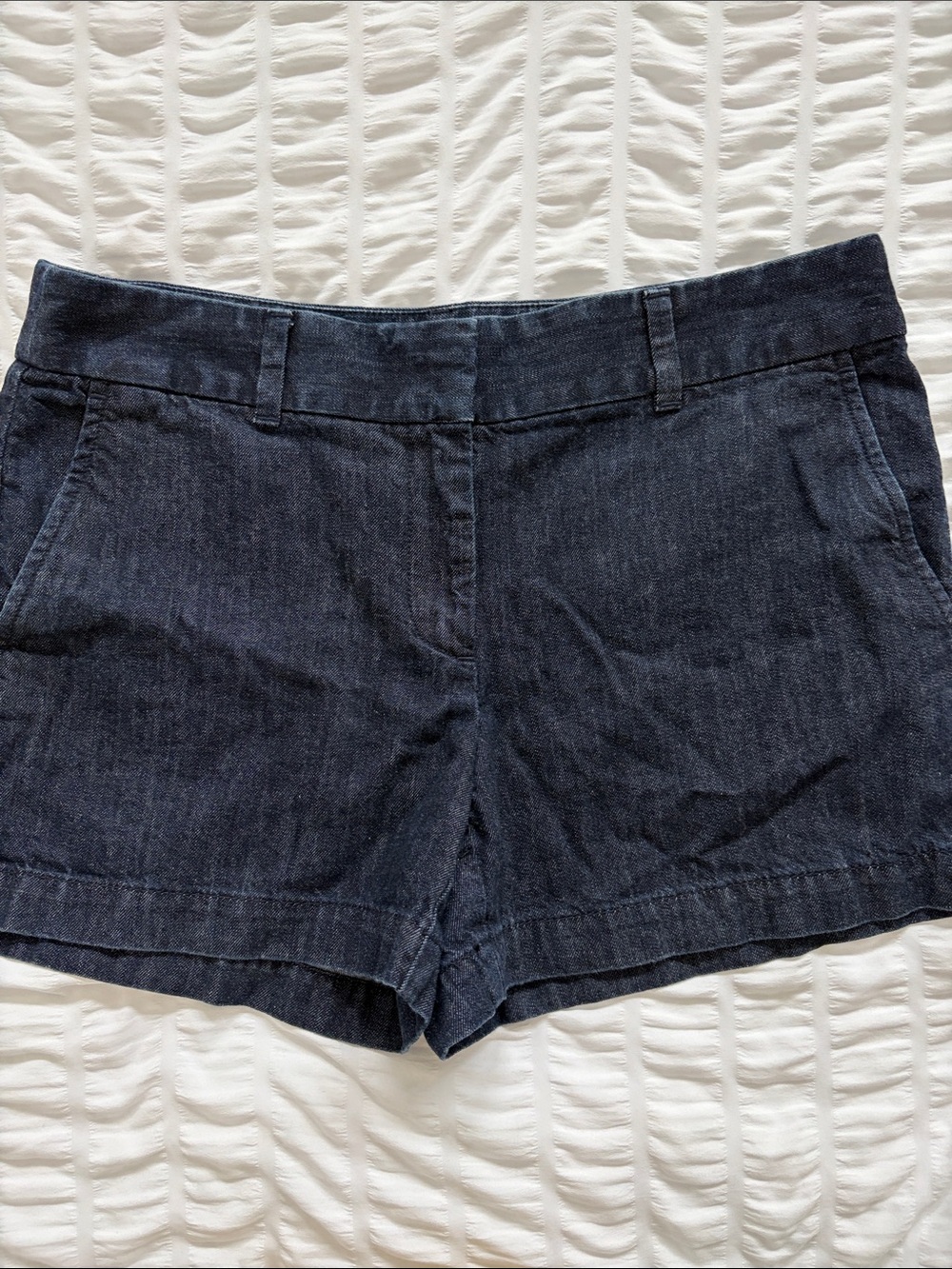 LOFT Dark Blue Denim 4β Inseam Flat Front Shorts.